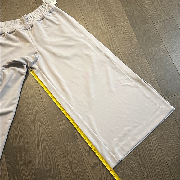 Lululemon Seek Softness Mid Rise Crop
Stargaze - Picture 7 of 8